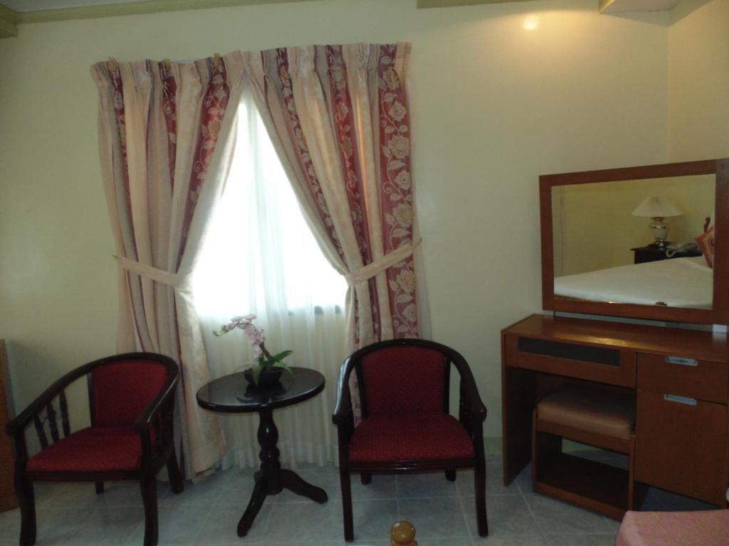 Royal Taal Inn Tagaytay City Zimmer foto