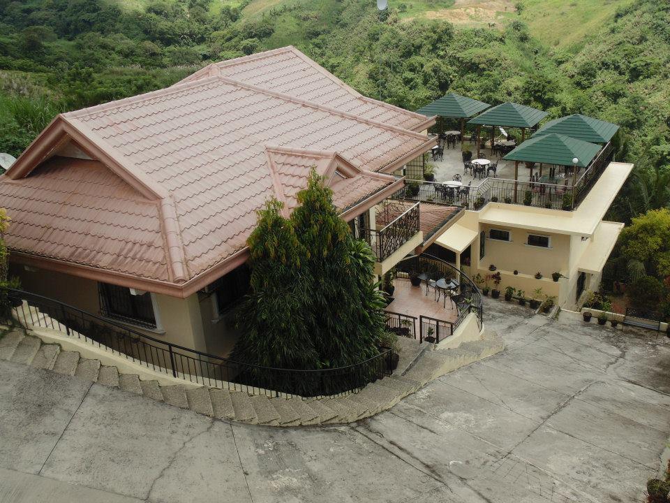 Royal Taal Inn Tagaytay City Exterior foto